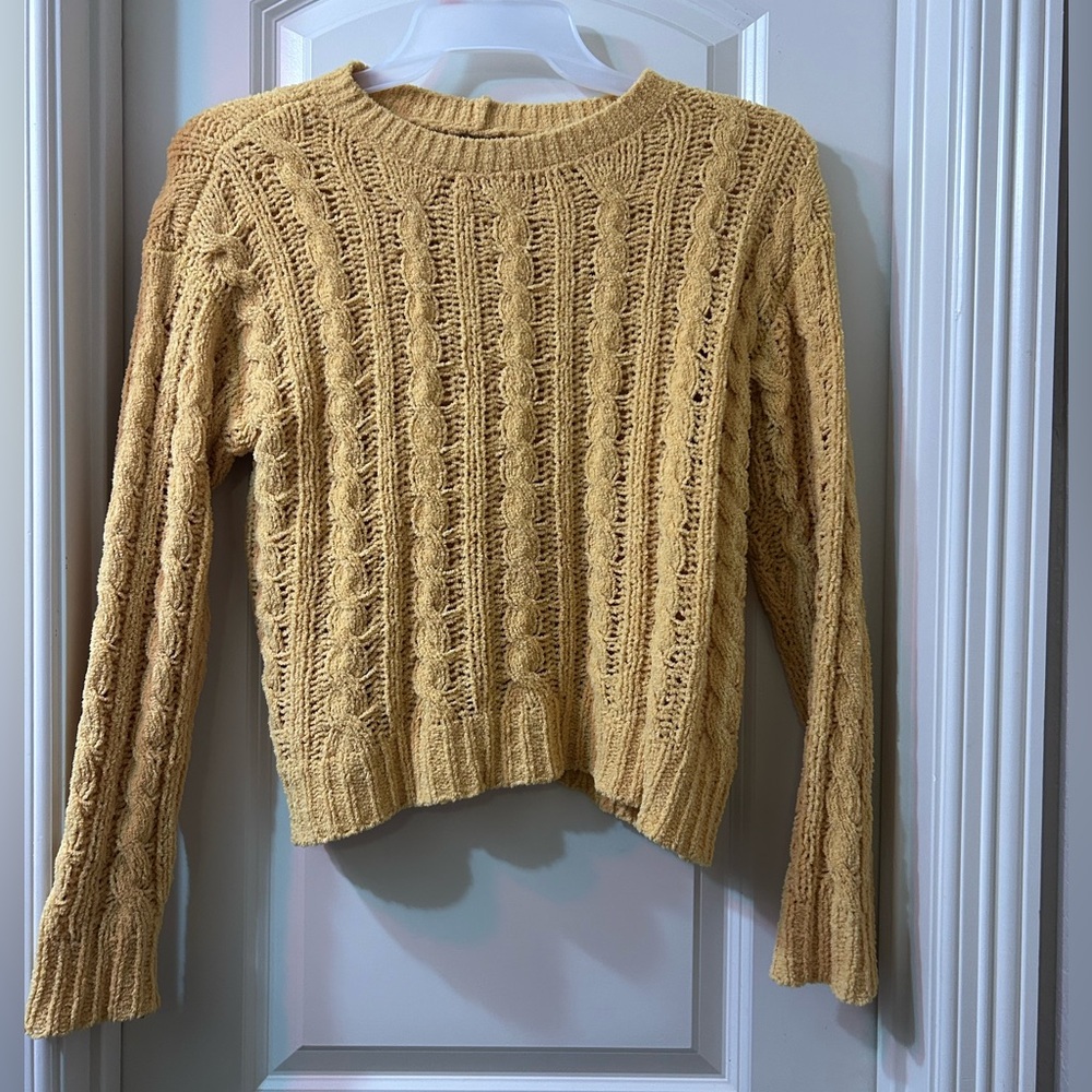 mustard yellow knit sweater